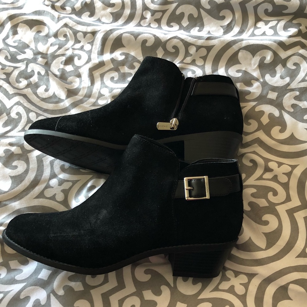 Vionic Joy Mille size 9.5 never worn